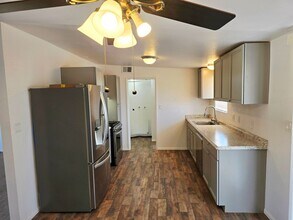 7491 Sahara Ave in Twentynine Palms, CA - Building Photo - Building Photo