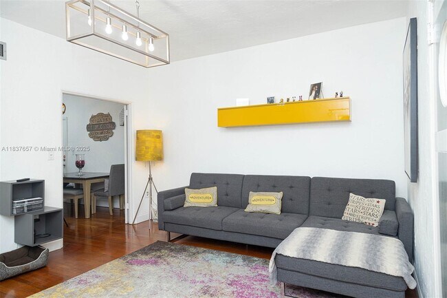 1211 Pennsylvania Ave in Miami Beach, FL - Building Photo - Building Photo