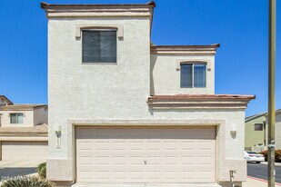 22210 N 29th Dr in Phoenix, AZ - Building Photo