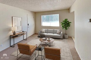 481 Auburn Way, Unit 4 in San Jose, CA - Building Photo