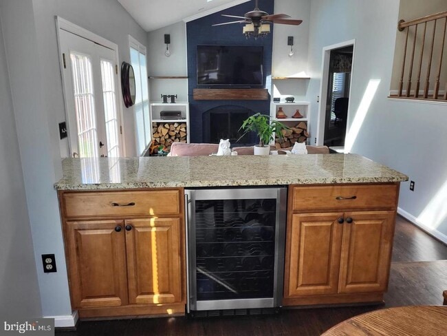 property at 833 Balls Bluff Rd NE