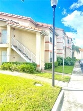 3310 Pinewalk Dr N in Margate, FL - Building Photo - Building Photo