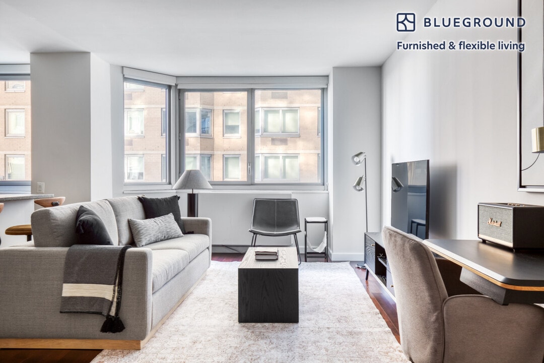606 1st Ave., Unit FL5-ID694 in New York, NY - Building Photo