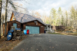 10 Co Rd JPB in Negaunee, MI - Building Photo