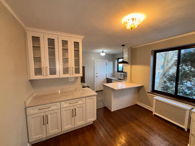 1200 County Rd 1200 W, Unit 1B in Chicago, IL - Foto de edificio - Building Photo