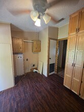 119 Hoot Owl Hollow in Ingram, TX - Building Photo - Building Photo