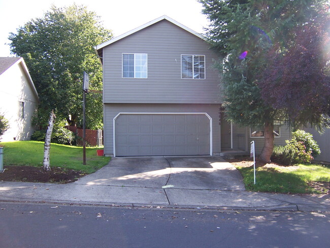 20848 SW Parker Ct in Beaverton, OR - Building Photo - Building Photo