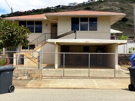 1722 Maoi Pl in Honolulu, HI - Building Photo
