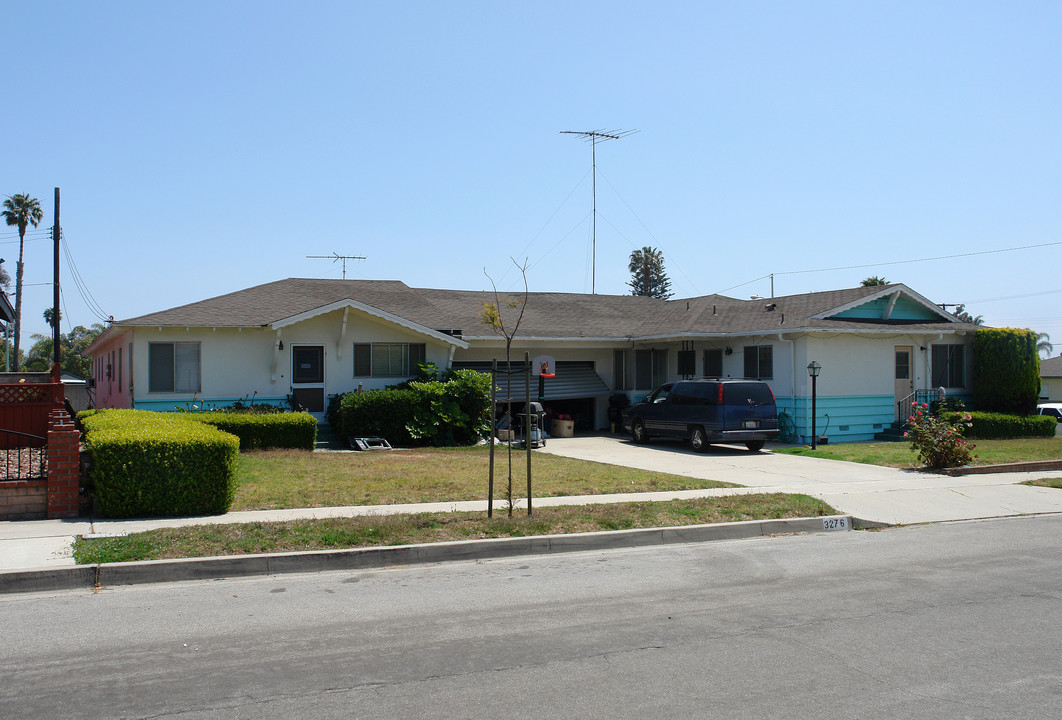 Andrew Apartments in Ventura, CA - Foto de edificio