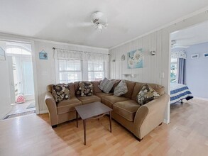 21 Fuller Acres in Hampton, NH - Building Photo - Building Photo