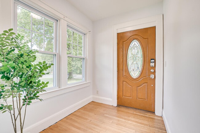 364 Brightwood Ave in Westfield, NJ - Building Photo - Building Photo