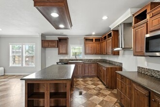 13 Carlitos Ln in Los Lunas, NM - Building Photo - Building Photo