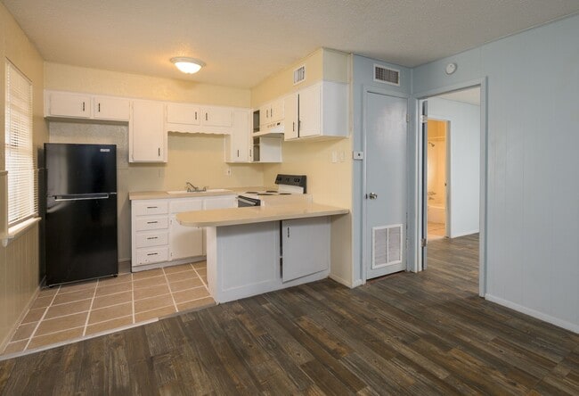 Parker Place Apartments in Killeen, TX - Building Photo - Building Photo