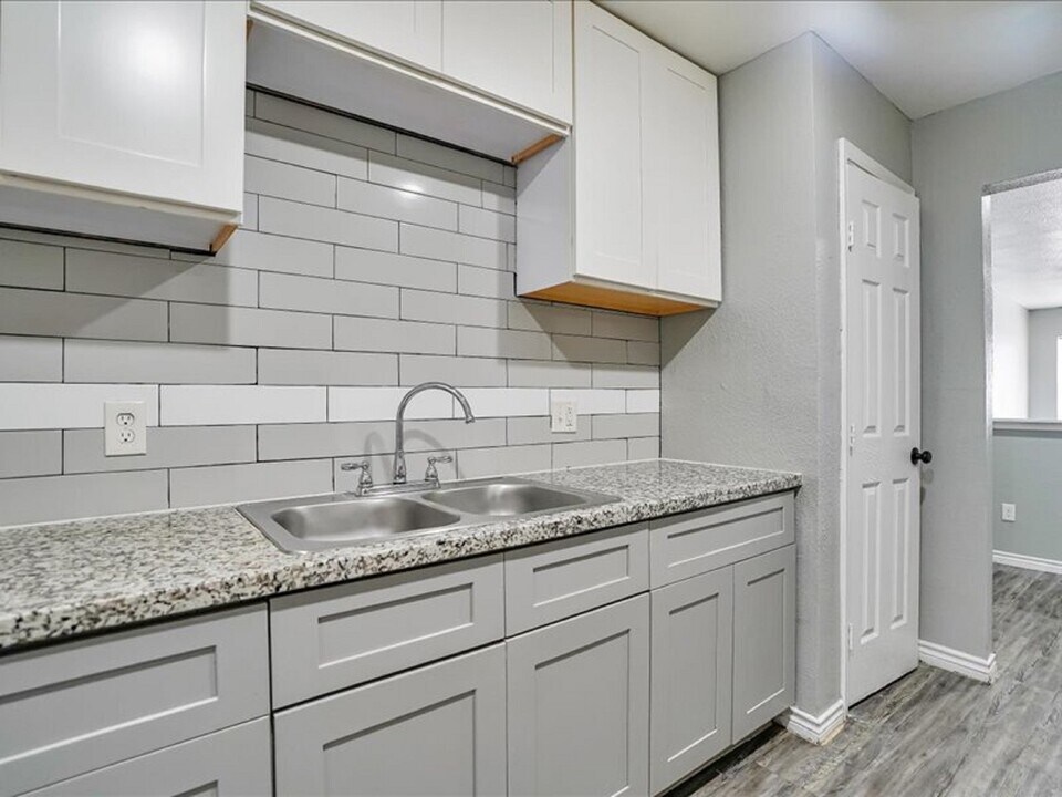 5117 Lavender St in Houston, TX - Building Photo
