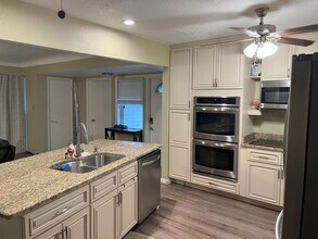 10471 Kumquat Ln in Seminole, FL - Foto de edificio - Building Photo