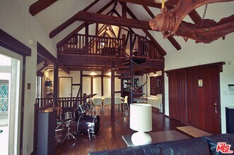 2667 Lake View Terrace E in Los Angeles, CA - Building Photo - Building Photo