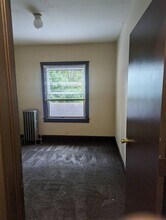 510 Napoleon St-Unit -c6d8617b-5a8d-11eb-bd77-0aeb5f00e426 in Rockford, IL - Building Photo - Building Photo