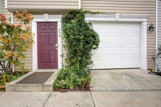 558 S Carlisle St in Greencastle, PA - Foto de edificio - Building Photo