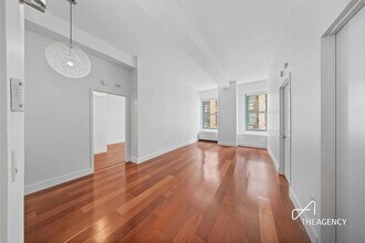 80 John St in New York, NY - Building Photo - Building Photo