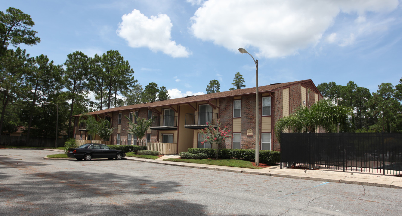 Lakes Edge At Mandarin in Jacksonville, FL - Foto de edificio