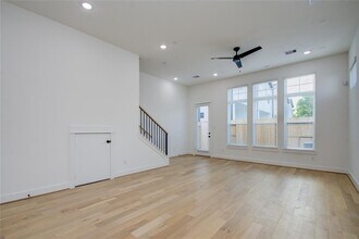 3206 Live Oak St in Houston, TX - Building Photo - Building Photo