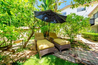 4447 Saltillo St in Los Angeles, CA - Building Photo - Building Photo