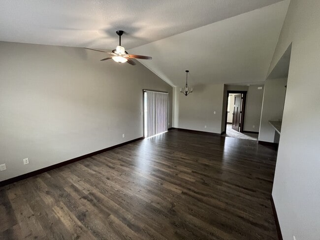 4948 Waylon St in Eau Claire, WI - Building Photo - Building Photo