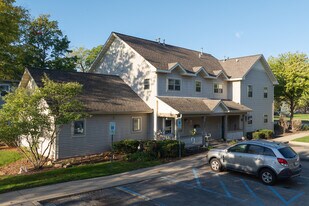 Genesis East Apartments in Kentwood, MI - Building Photo
