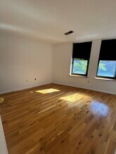 386 Commercial St in Boston, MA - Building Photo - Building Photo