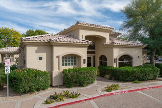 Mira Vista in Scottsdale, AZ - Building Photo - Building Photo