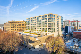 The Edge Lofts in Portland, OR - Foto de edificio - Building Photo