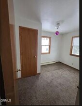 911 N 15th St in Bismarck, ND - Building Photo - Building Photo