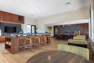 Brio in Walnut Creek, CA - Foto de edificio - Building Photo