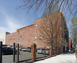 11 E Broad St in Richmond, VA - Building Photo - Building Photo