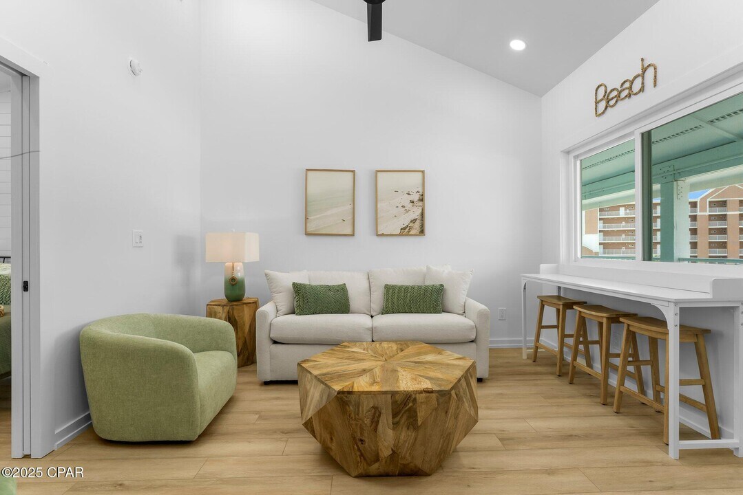 17214 Front Beach Rd in Panama City Beach, FL - Building Photo