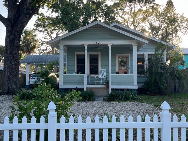 1621 Cocoanut Ave in Sarasota, FL - Building Photo - Building Photo