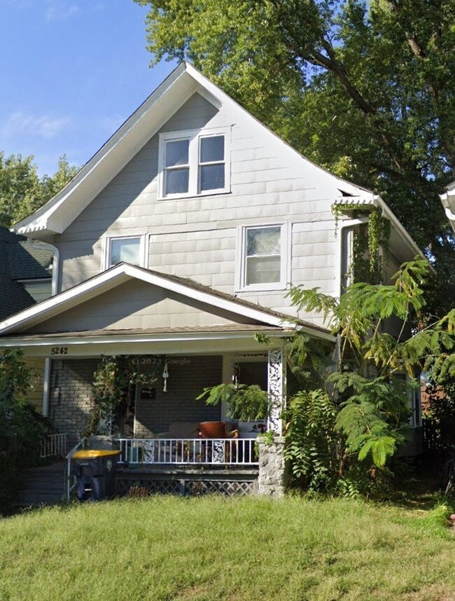 5242 Lyon Ave in Kansas City, MO - Building Photo - Building Photo