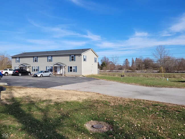 property at 148 E Center Dr