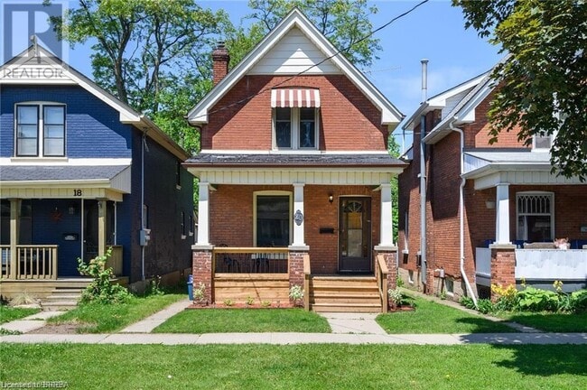 20 Wells Ave