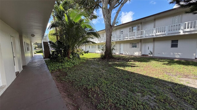 property at 550 SE 2nd Ave