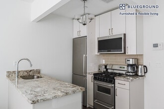 266 3rd Ave in New York, NY - Building Photo - Building Photo