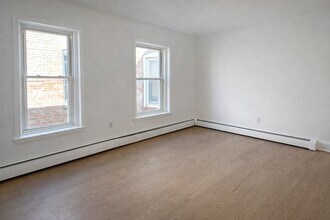 334 Meridian St in Boston, MA - Building Photo - Building Photo