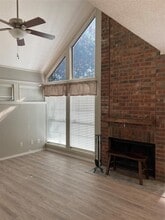 18240 Midway Rd in Dallas, TX - Building Photo - Building Photo