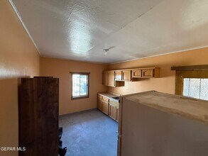 4000 1/2 Sacramento Ave in El Paso, TX - Building Photo - Building Photo