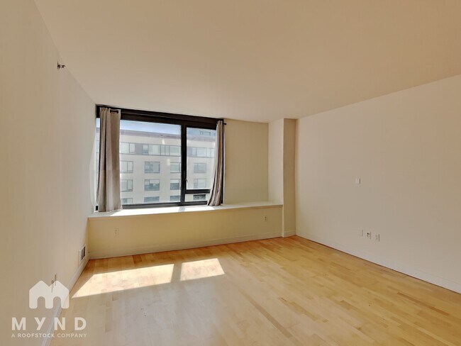 260 King St in San Francisco, CA - Building Photo - Building Photo