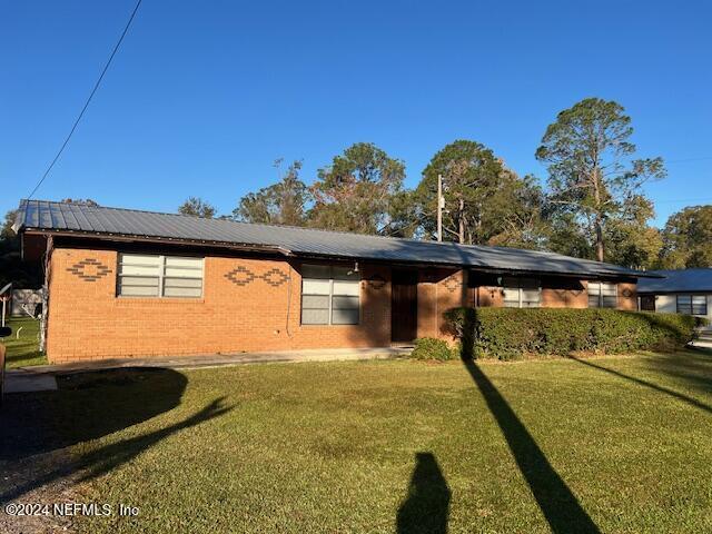 639 S Epperson St in Starke, FL - Building Photo