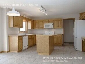 18739 86th Pl N in Osseo, MN - Building Photo - Building Photo