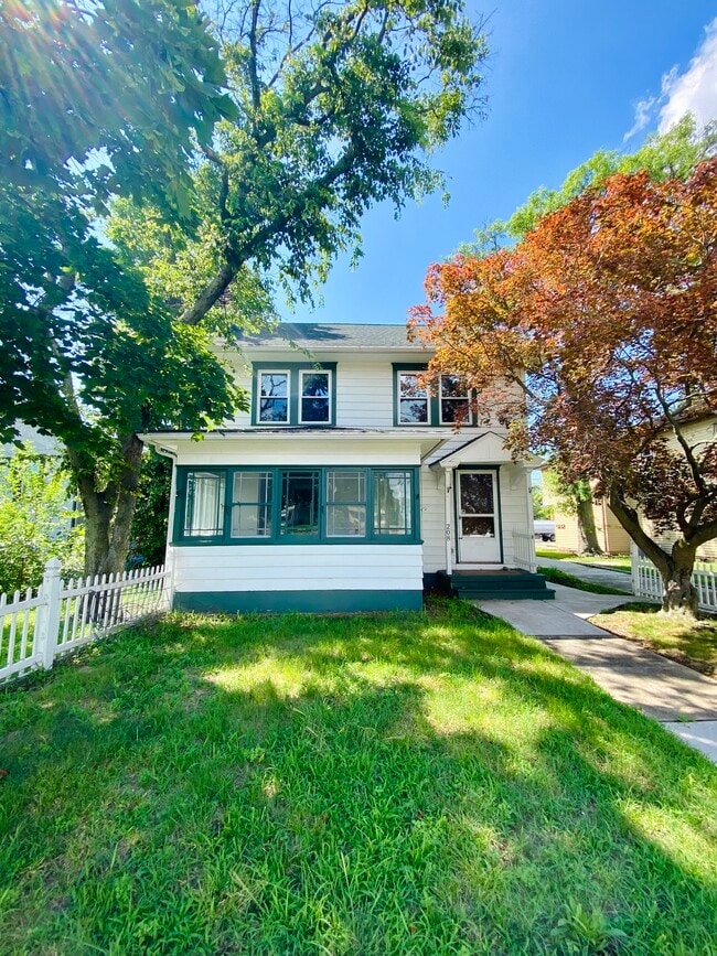 property at 208 Gateway Blvd