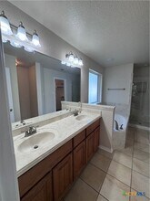 2536 Mugho Dr, Unit 2 Bedroom 0412 in Harker Heights, TX - Building Photo - Building Photo