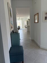 8061 Shr Lk Dr in Englewood, FL - Building Photo - Building Photo
